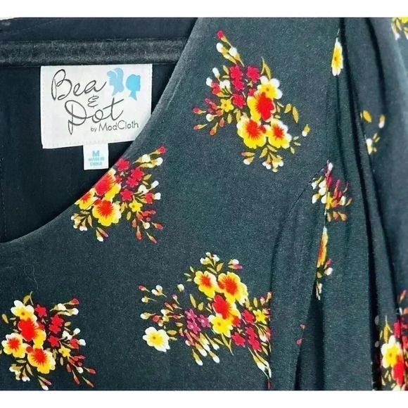 ModCloth Through the Bluebells A-Line Dress in Bouquets Size M - Picture 5 of 8